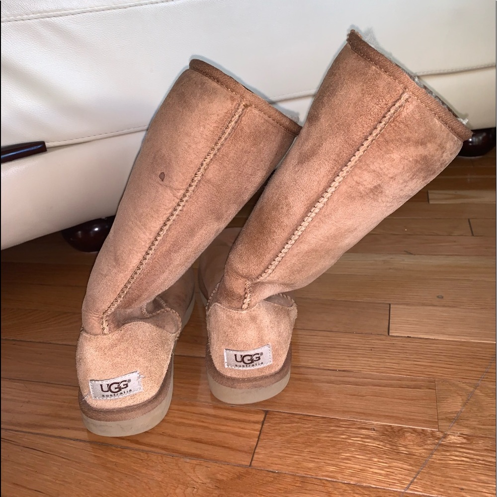 Ugg Boots - image 3